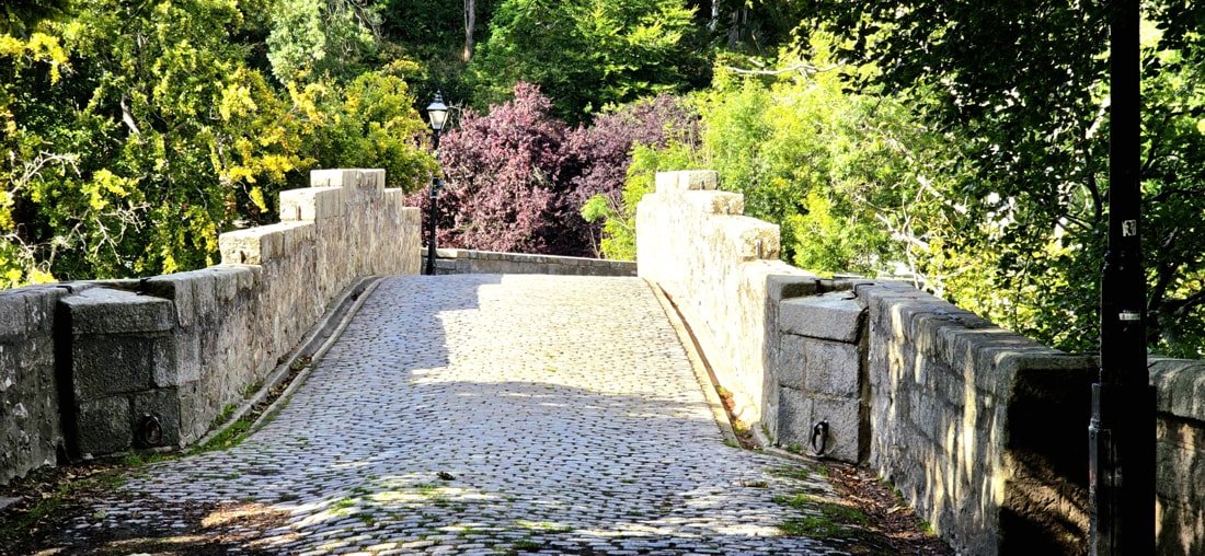 The Brig o' Balgownie bridge